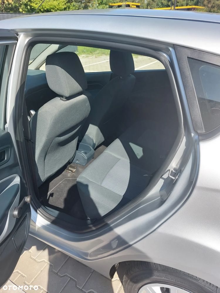 Ford Fiesta 1.25 Silver X (Trend) EU5 - 6