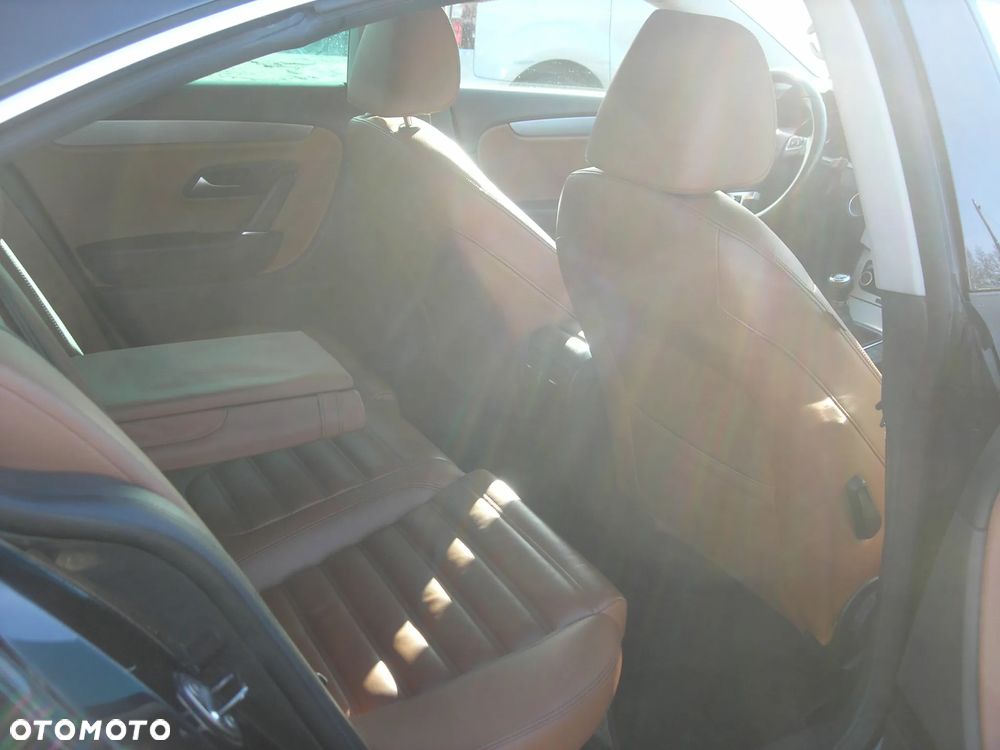 Volkswagen Passat CC 2.0 TDI DPF BMT - 19