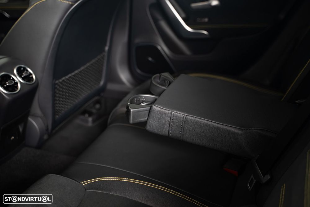 Mercedes-Benz A 45 AMG S 4Matic+ - 25