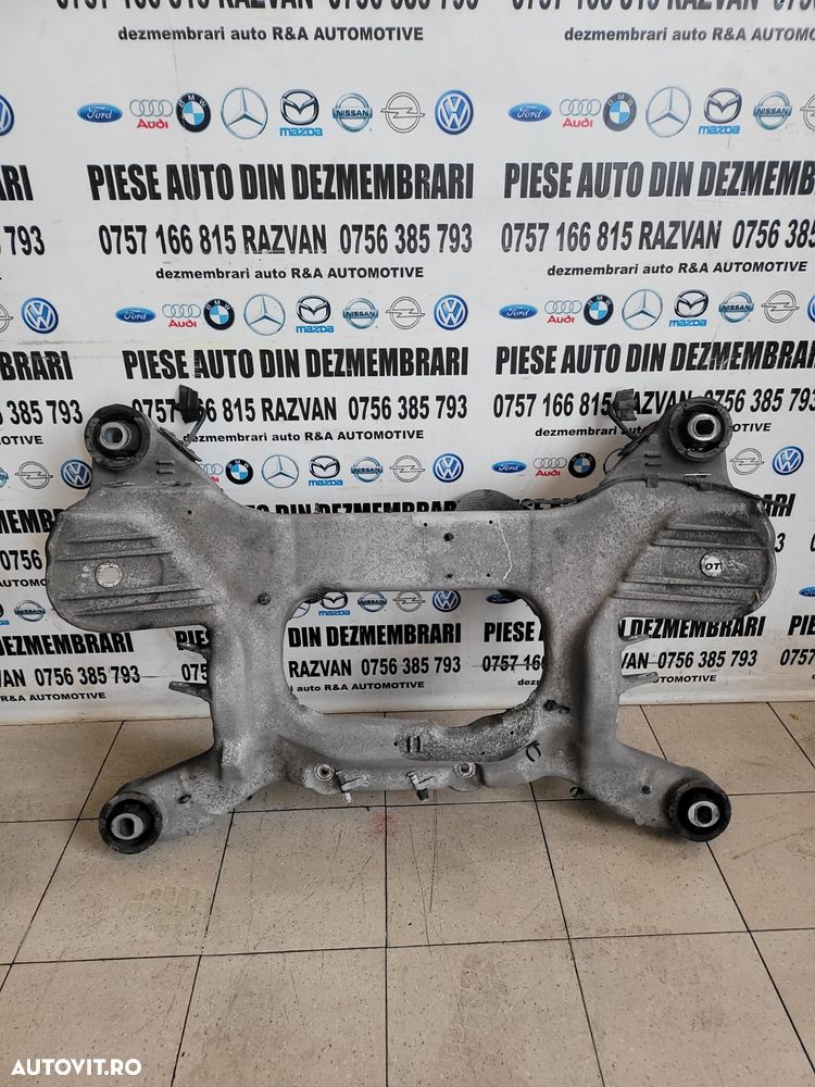 Punte Spate Land Rover Range Rover Sport L494 Vogue Discovery 5 Fara Accident 22.000 Km Ca Si Noua 3.0 Diesel SDV6 306DT An 2014-2015-2016-2017-2018 Dezmembrez Range Rover Sport L494 An 2014-2018 Volan Stanga 3.0 Diesel 306DT - 5