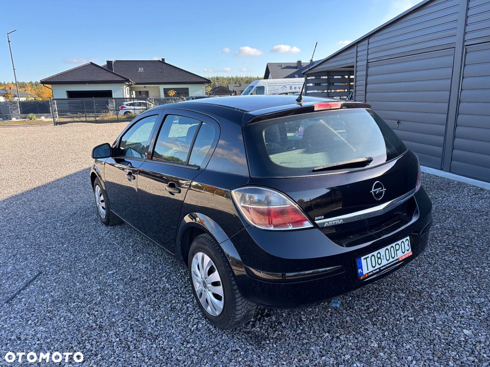 Opel Astra 1.6 Edition 111 Jahre - 9