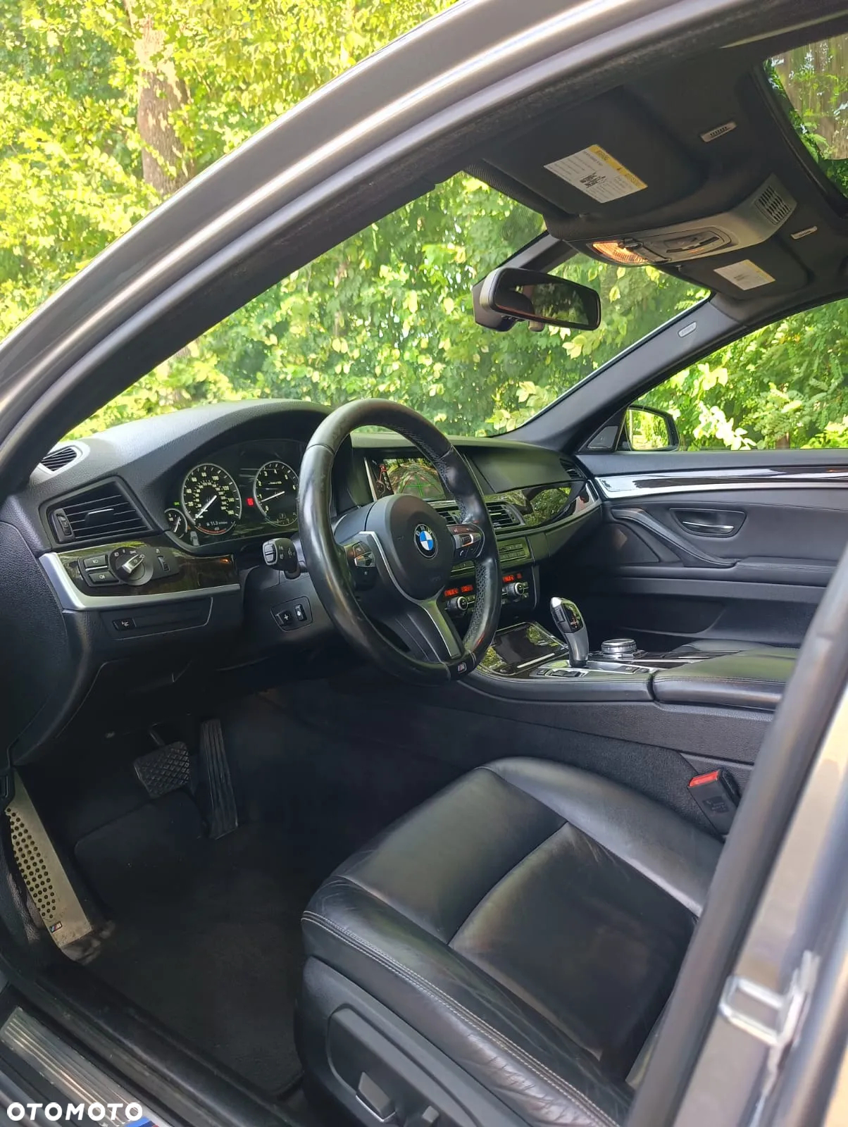 BMW Seria 5 535i xDrive - 9