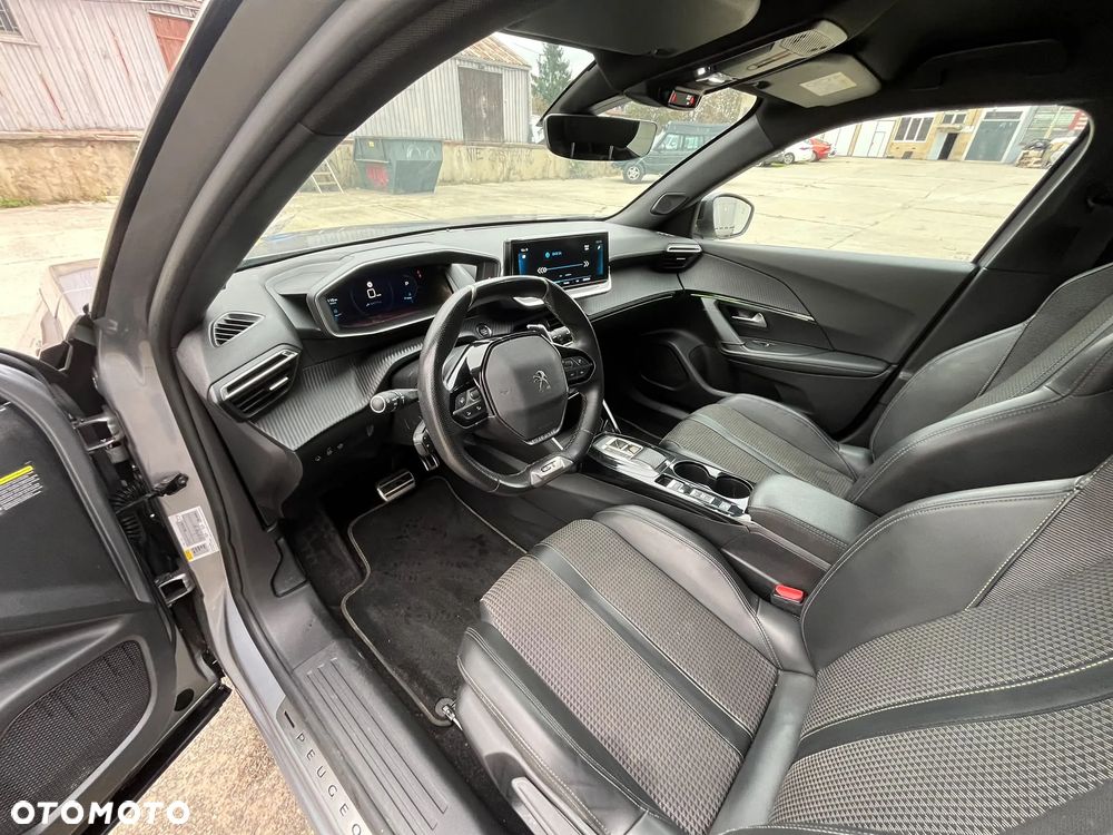 Peugeot 2008 - 21