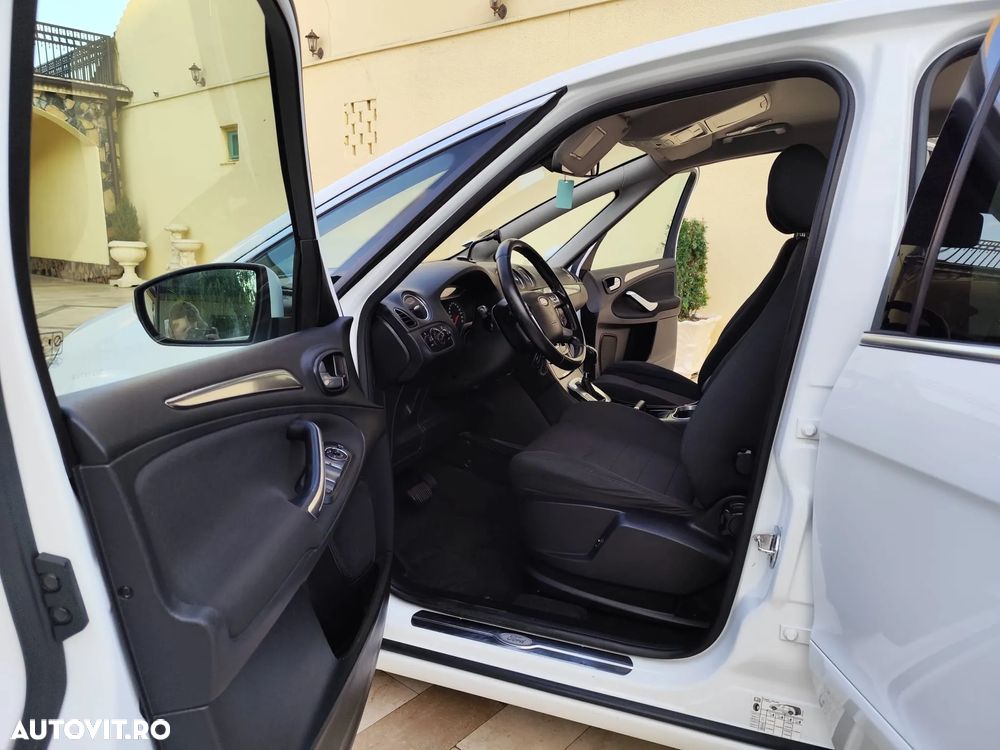 Ford S-Max - 5