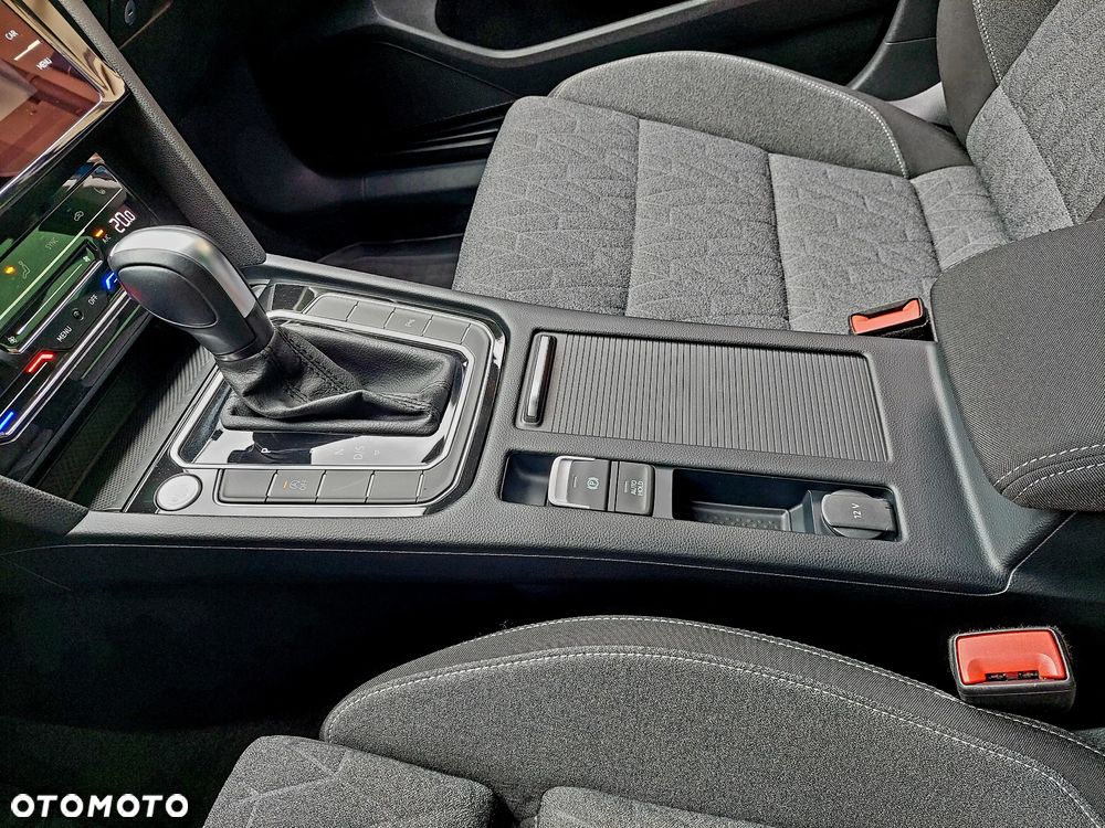 Volkswagen Passat 2.0 TDI EVO Business DSG - 20