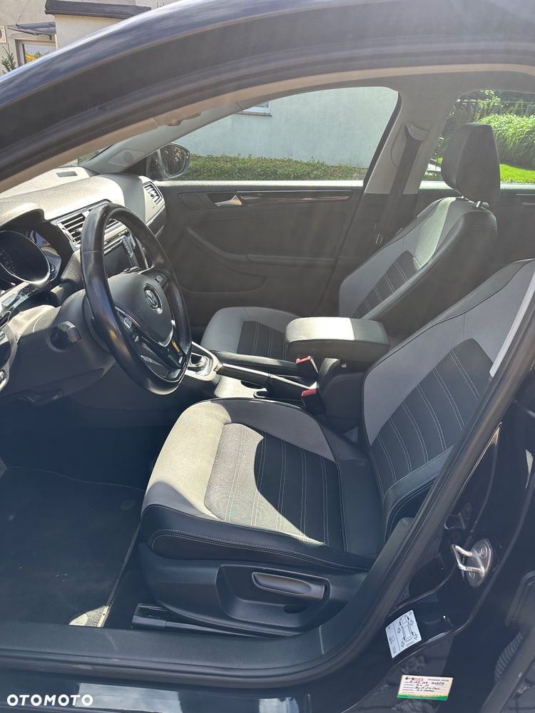 Volkswagen Jetta 1.4 TSI BMT Highline DSG - 12