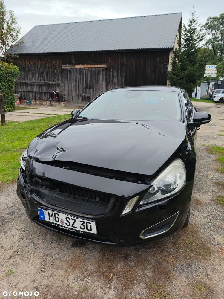 Volvo V60 D5 Geartronic Summum - 6