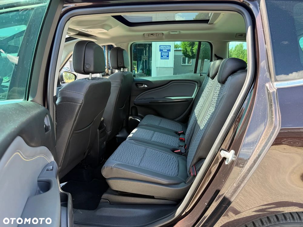 Opel Zafira Tourer 2.0 CDTI Innovation - 5