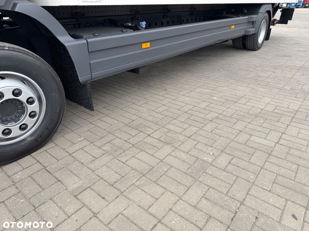 Mercedes-Benz ATEGO - 25