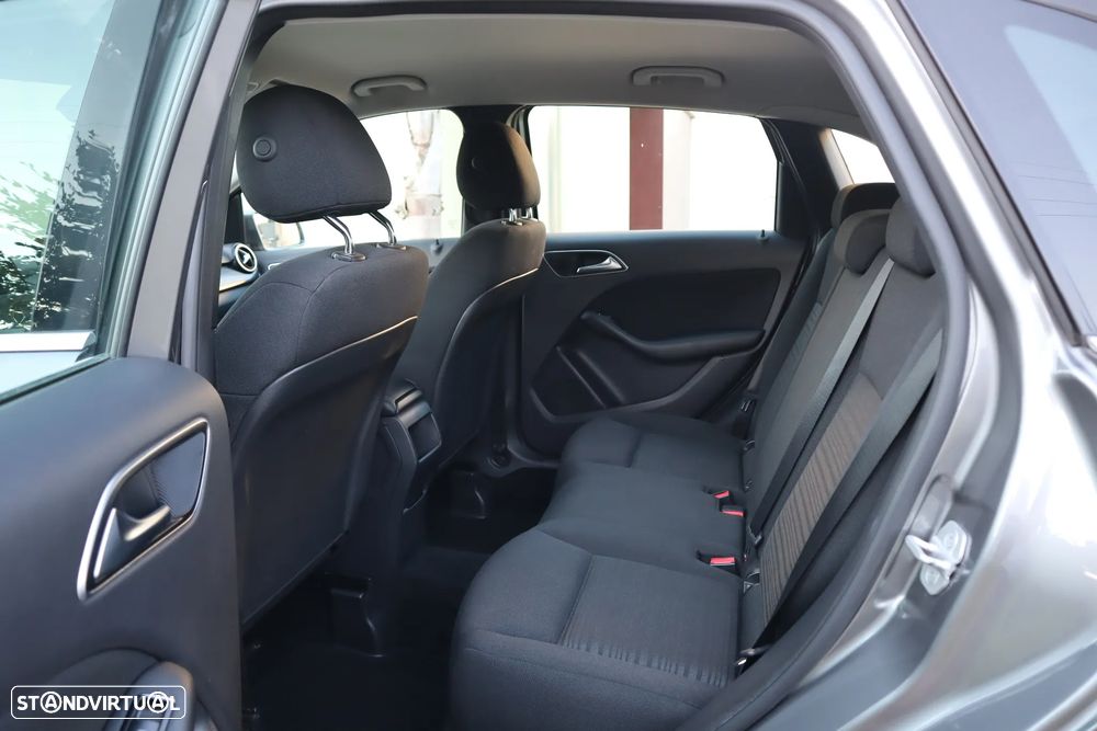 Mercedes-Benz B 180 CDI 7G-DCT - 23