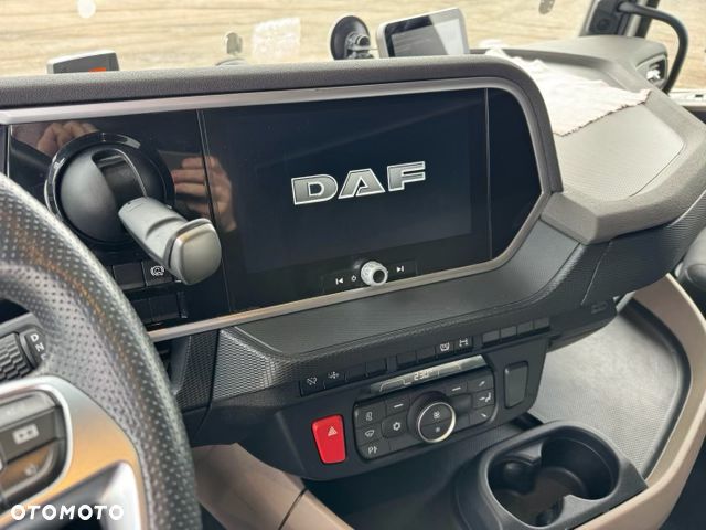 DAF XG - 4