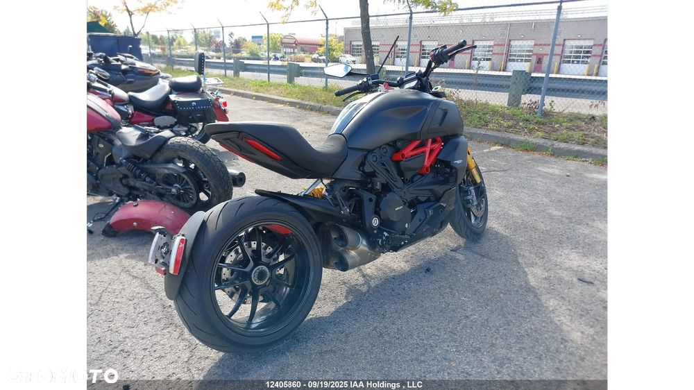 Ducati Diavel - 39