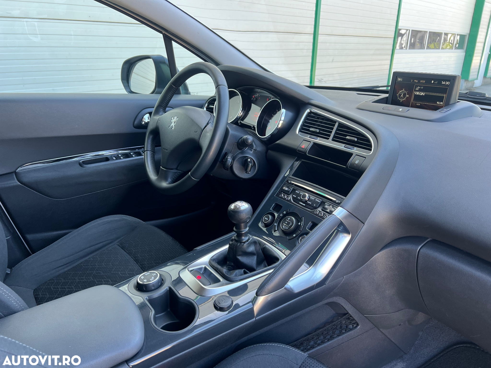 Peugeot 3008 1.6 HDI Confort Pack - 7