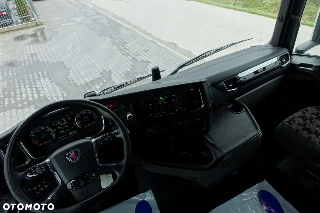 Scania S500 EURO 6 / STANDARD / AUTOMAT / RETARDER / NAVI / LODÓWKA / FULL LED / KLIMA POSTOJOWA / 2 ZBIORNIKI - 35