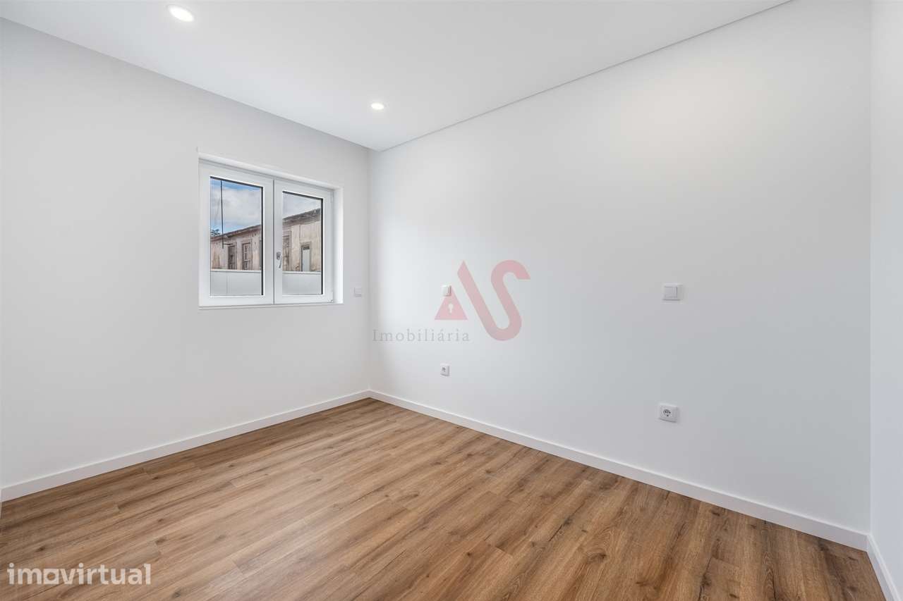 Apartamento T1+1 com Varanda no Centro de Vizela - Grande imagem: 5/9