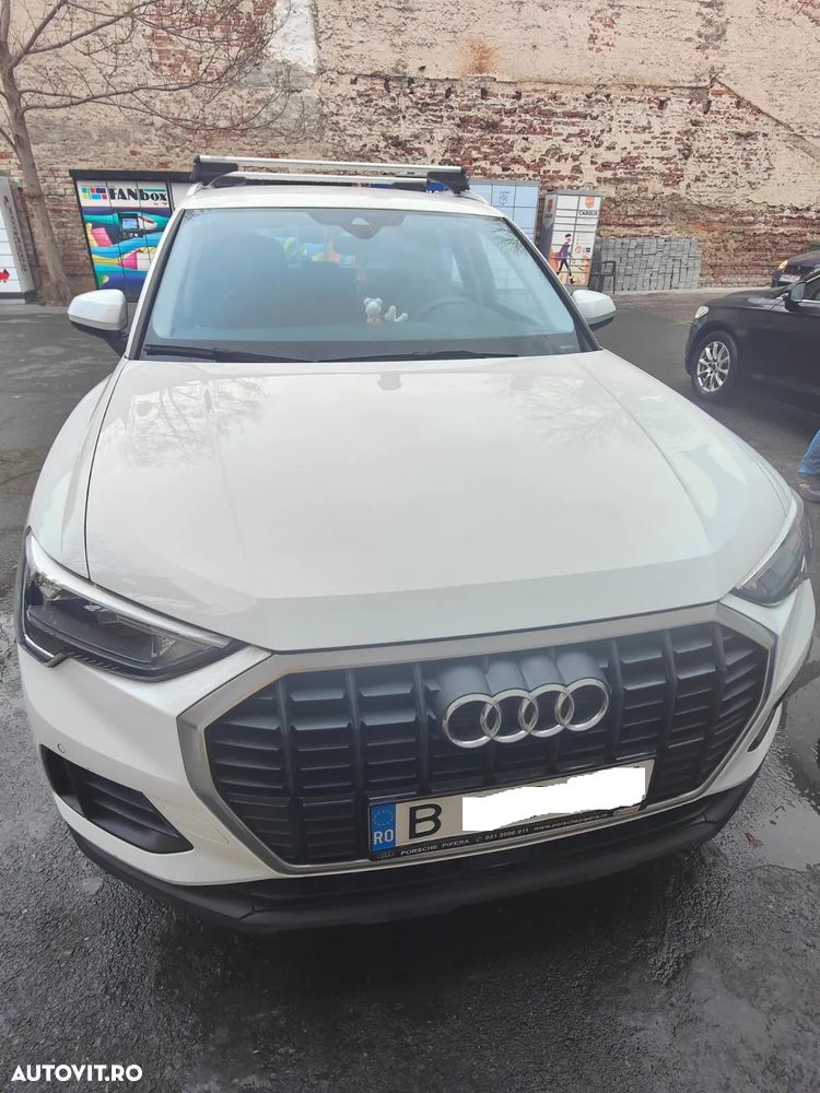 Audi Q3 35 TFSI S tronic - 1