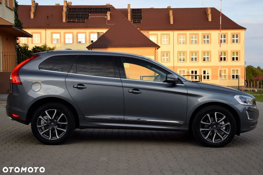 Volvo XC 60 D4 Summum - 3