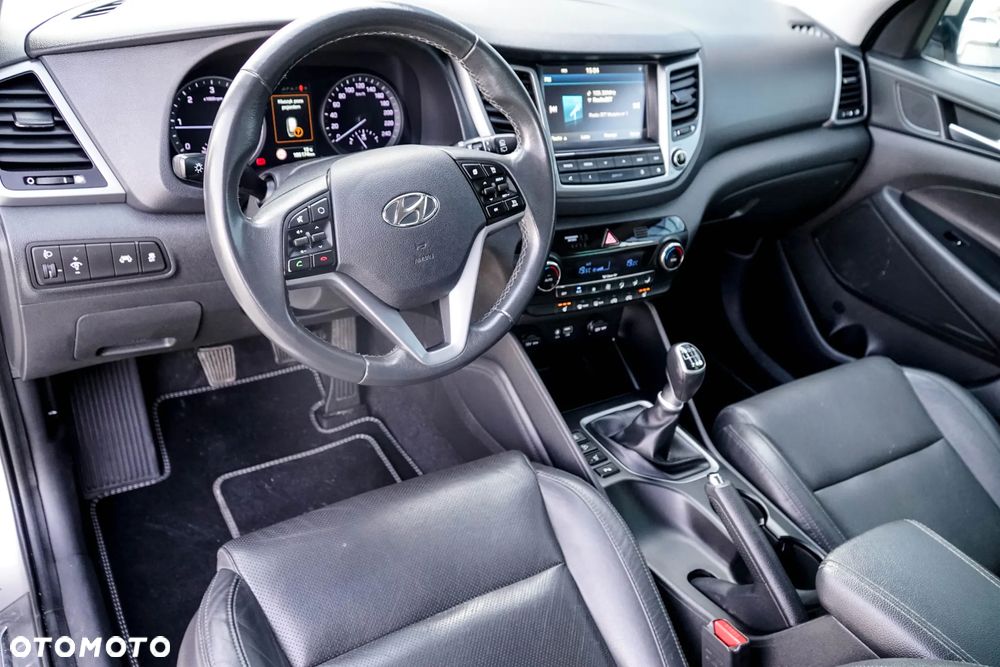 Hyundai Tucson blue 1.7 CRDi 2WD Style - 19