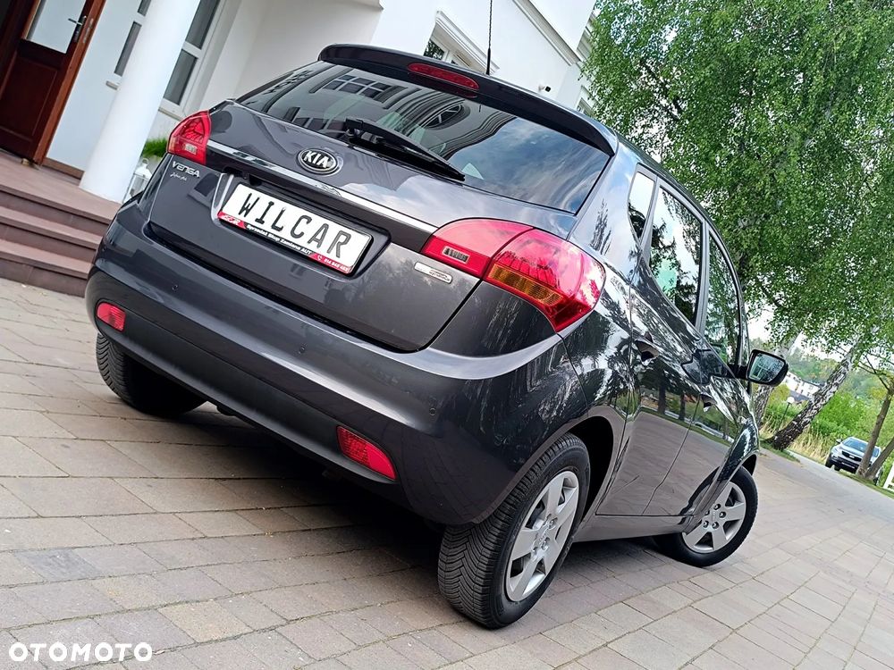 Kia Venga 1.4 CVVT Dream Team Edition - 9