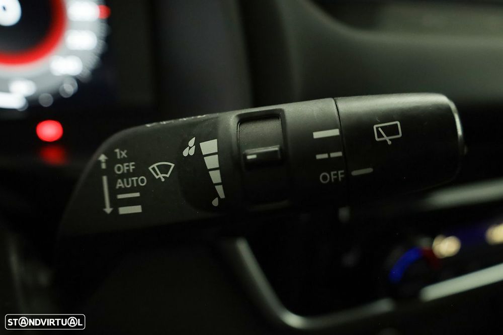 Nissan Qashqai 1.3 DIG-T N-Connecta LED Xtronic - 17