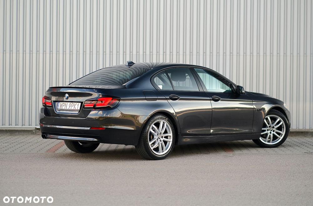 BMW Seria 5 520d - 12
