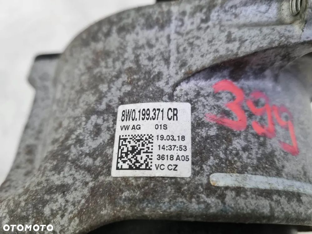 AUDI A4 A5 8W PODUSZKA SILNIKA LEWA PRAWA 8W0199371CR 8W0199372CR - 8
