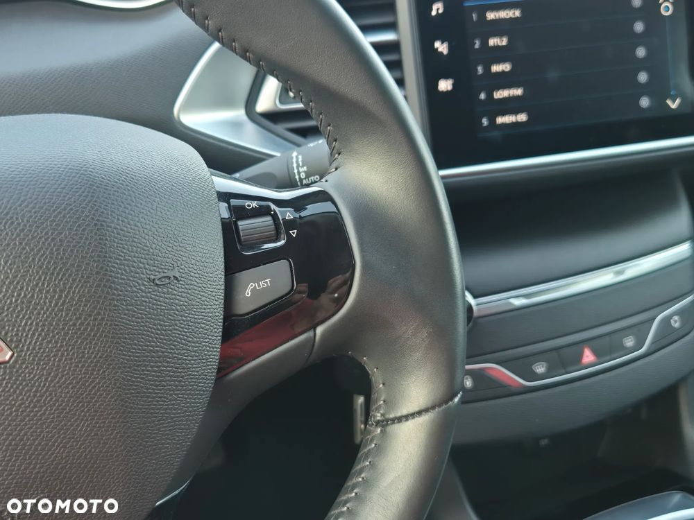 Peugeot 308 PureTech 110 Stop & Start Style - 31