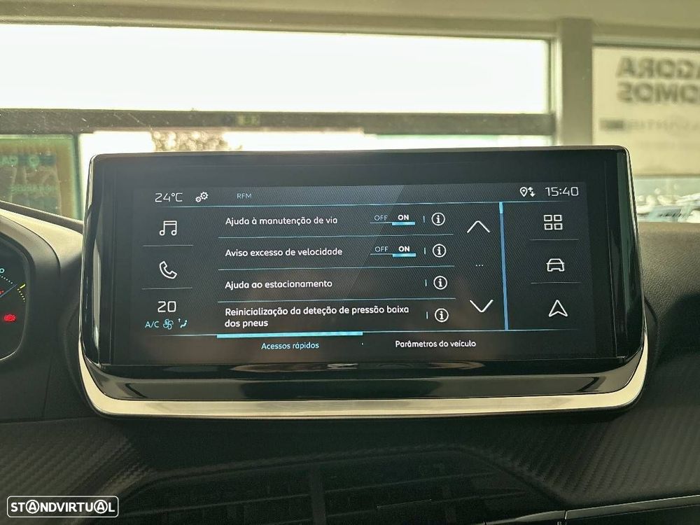 Peugeot e-2008 54 kWh Style - 14