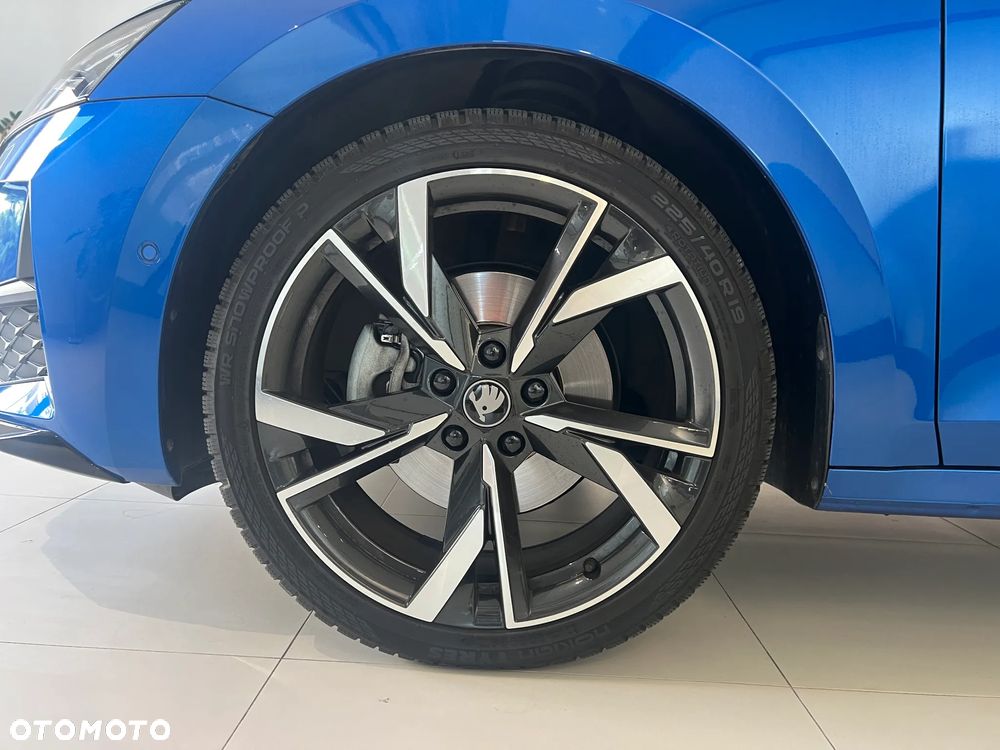 Skoda Octavia 2.0 TDI Sportline DSG - 34
