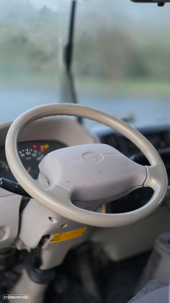 Toyota Dyna 3.0D4D Basculante - 10