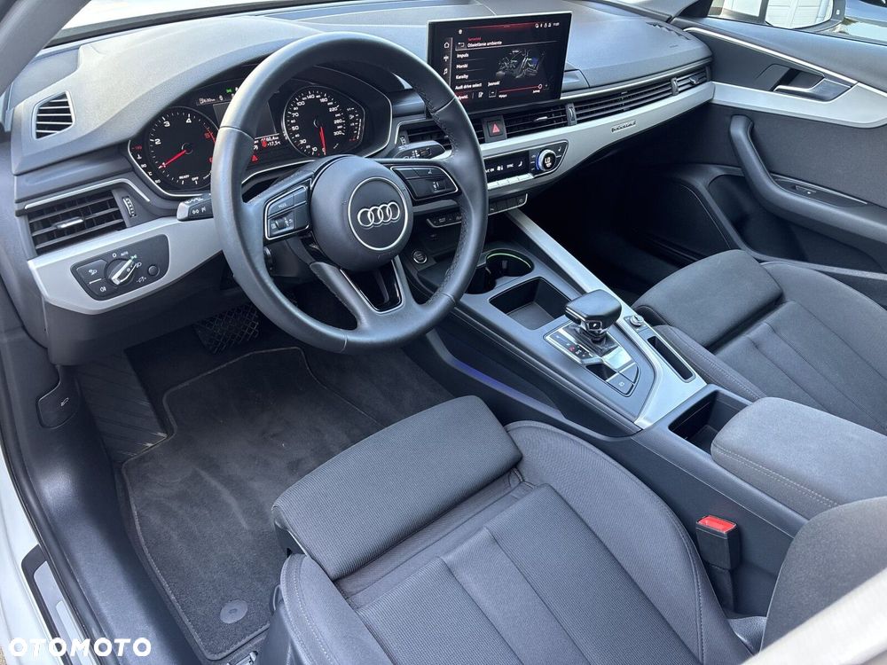 Audi A4 Limousine - 17