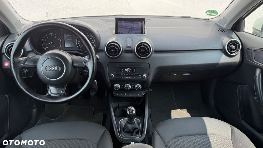 Audi A1 1.2 TFSI Ambition - 11