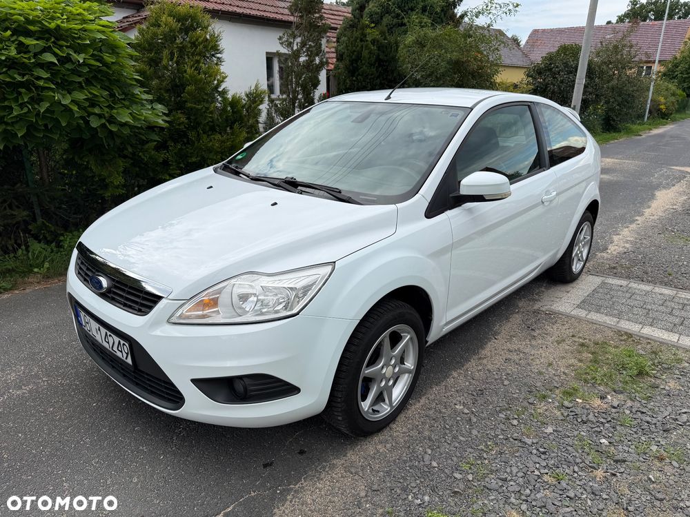 Ford Focus 1.6 16V Style+ - 1