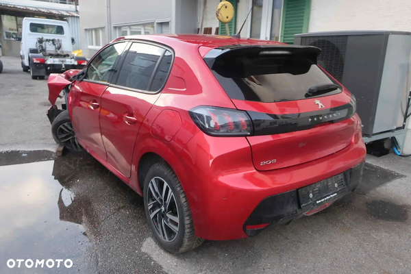 Peugeot 208 PureTech 100 EAT8 Allure