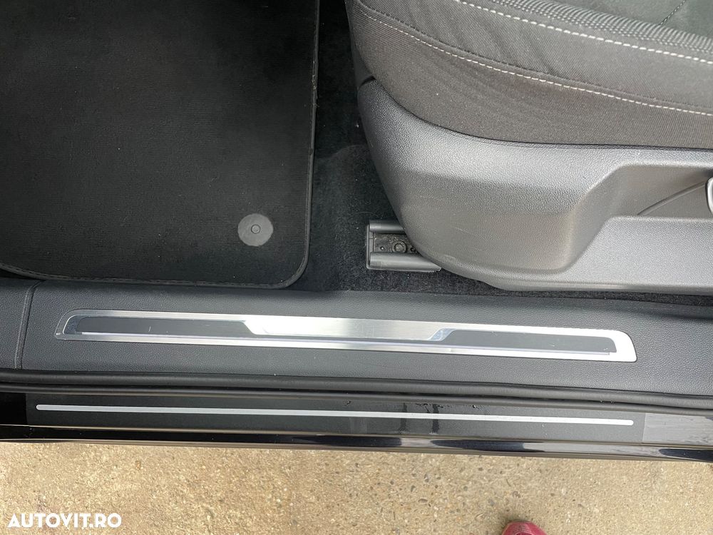 Volkswagen Tiguan - 28