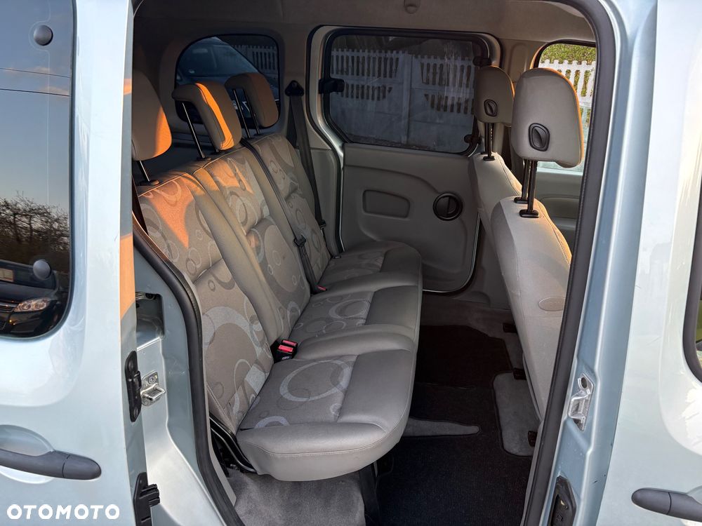 Renault Kangoo 1.6 8V Happy Family - 32