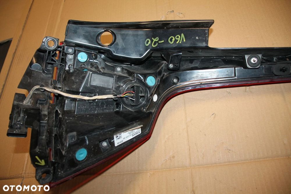 VOLVO V60, V60 CROSS COUNTRY TYLNA LEWA LAMPA LEWY TYŁ 32291358 - 5
