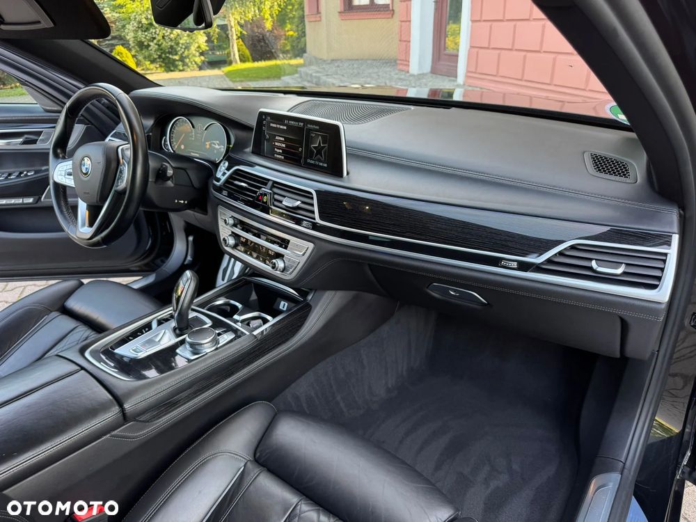 BMW Seria 7 750d xDrive - 10