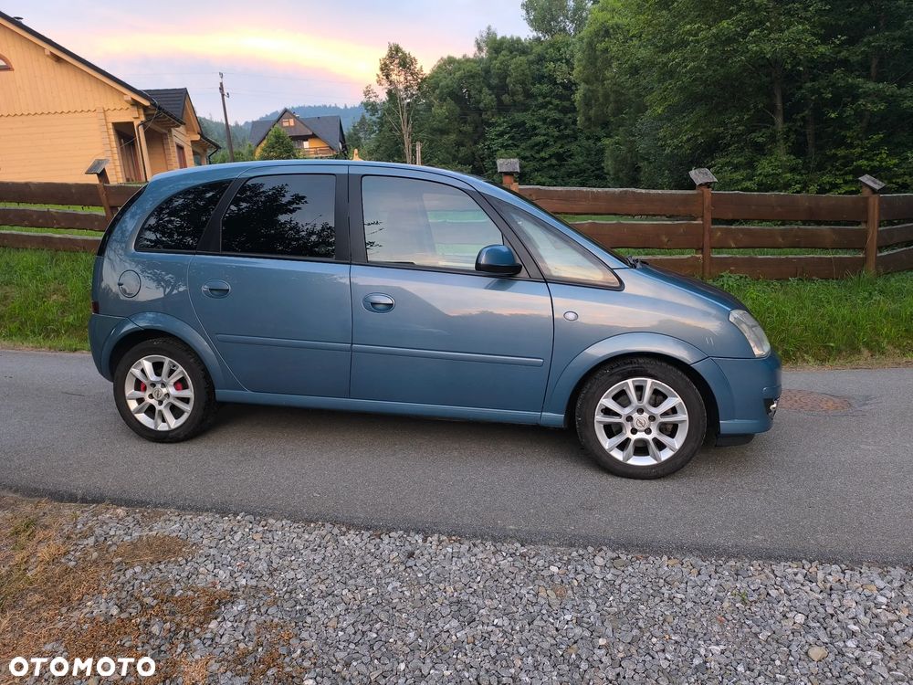 Opel Meriva 1.7 CDTI Cosmo - 3