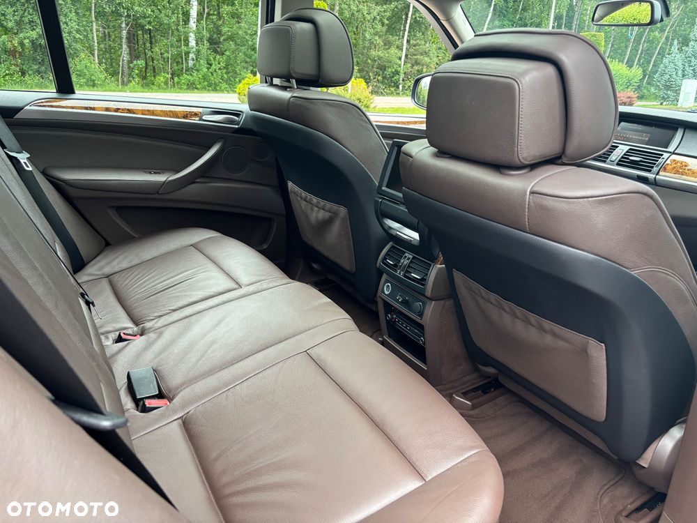 BMW X5 xDrive30d - 26