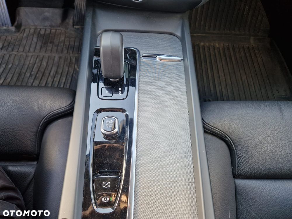 Volvo V60 B4 D Plus Dark - 20