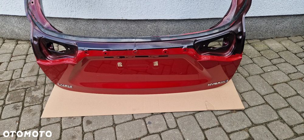 TOYOTA YARIS CROSS 20- KLAPA POKRYWA BAGAŻNIKA TYŁ - 2