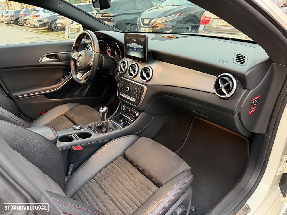 Mercedes-Benz CLA 180 d AMG Line - 16