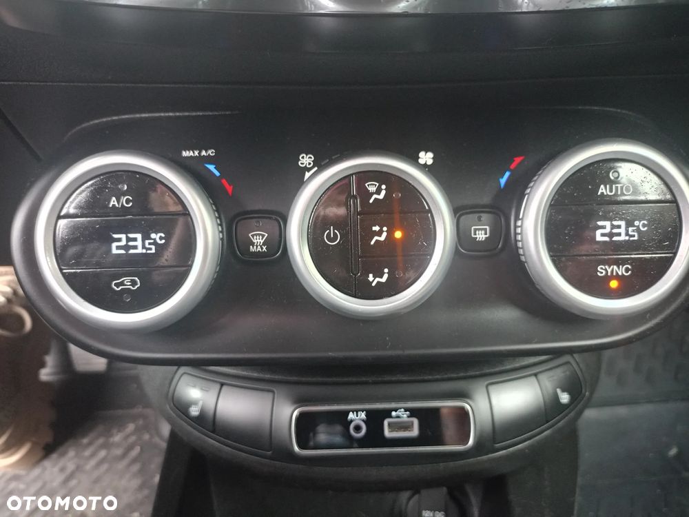 Fiat 500X 1.4 MultiAir Lounge - 26