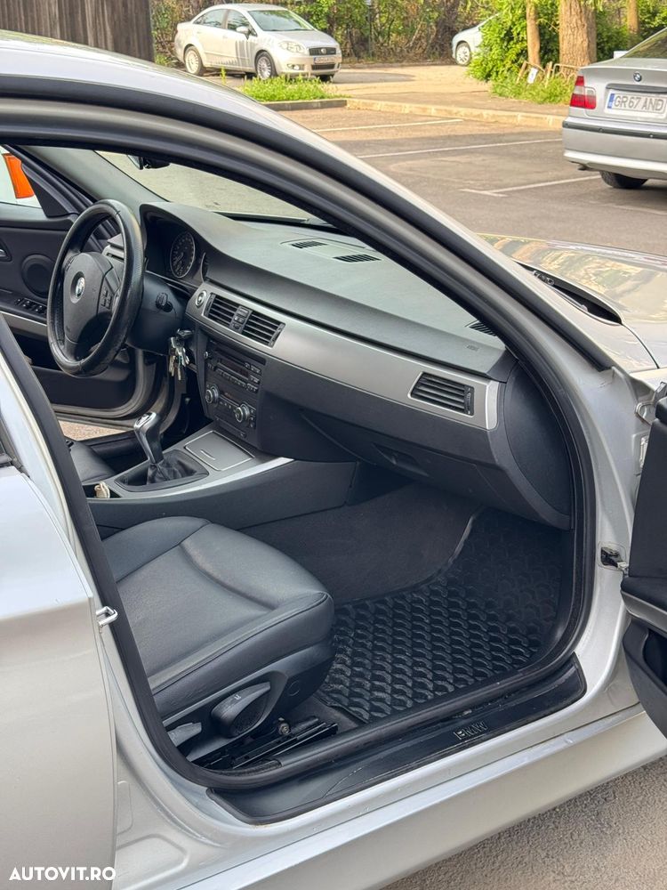 BMW Seria 3 320d - 9
