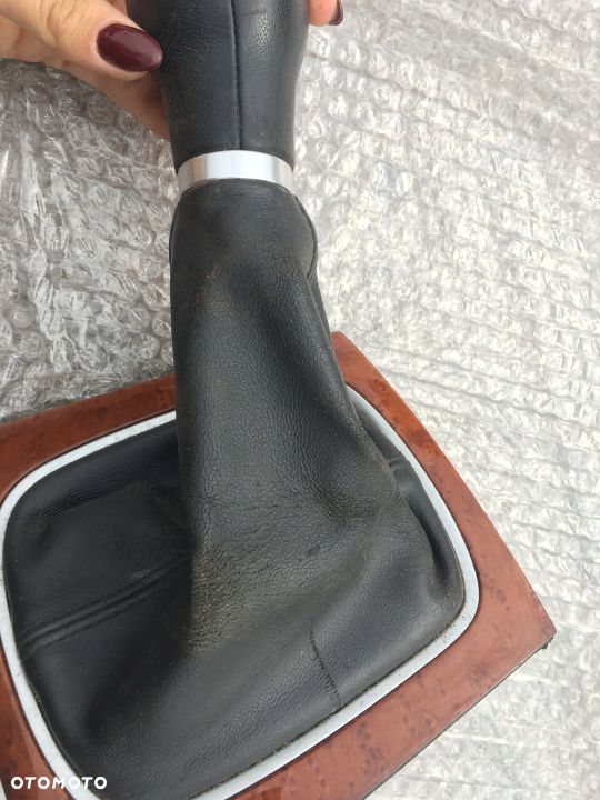 GAŁKA ZMIANY BIEGÓW Z MIESZKIEM AUDI A3 8P 2.0 FSI - 4