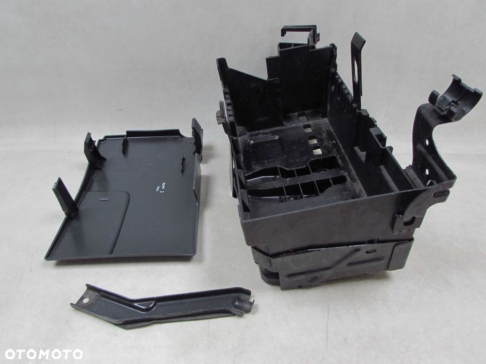OPEL ASTRA J IV 1.7 CDTI 09-15 PODSTAWA OBUDOWA SKRZYNKA AKUMULATORA 13320713 13346249 - 3
