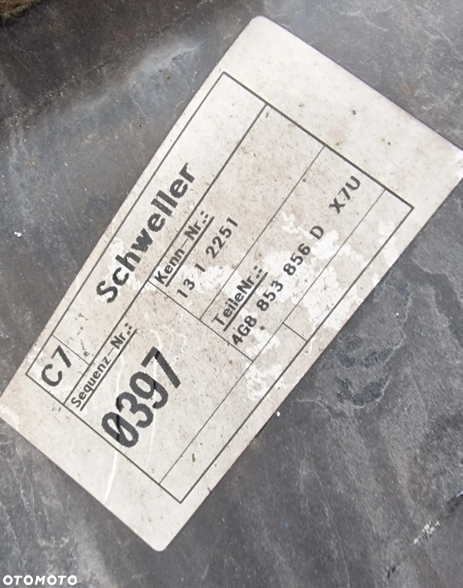 LISTWA PROGOWA PRAWA LEWA KOMPLET 4G8853855D 4G8853856D  AUDI A7 C7 - 10