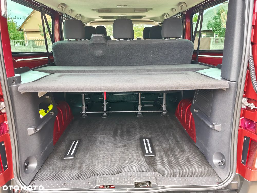 Renault Trafic 2.0 dCi Escapade - 33