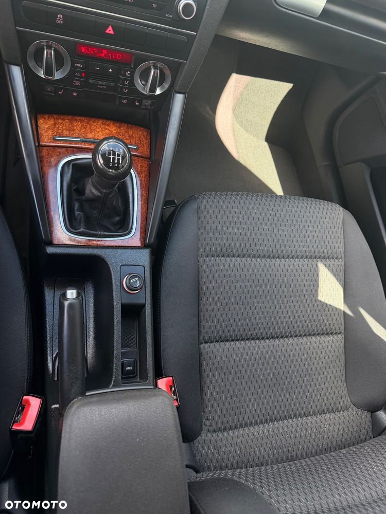 Audi A3 Sportback 2.0 TFSI Attraction - 24